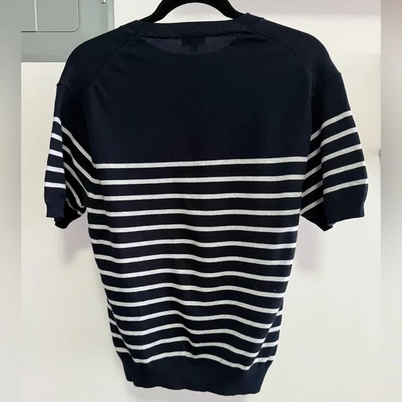 Uniqlo Navy and White Striped Shirt - Picture 4 of 8